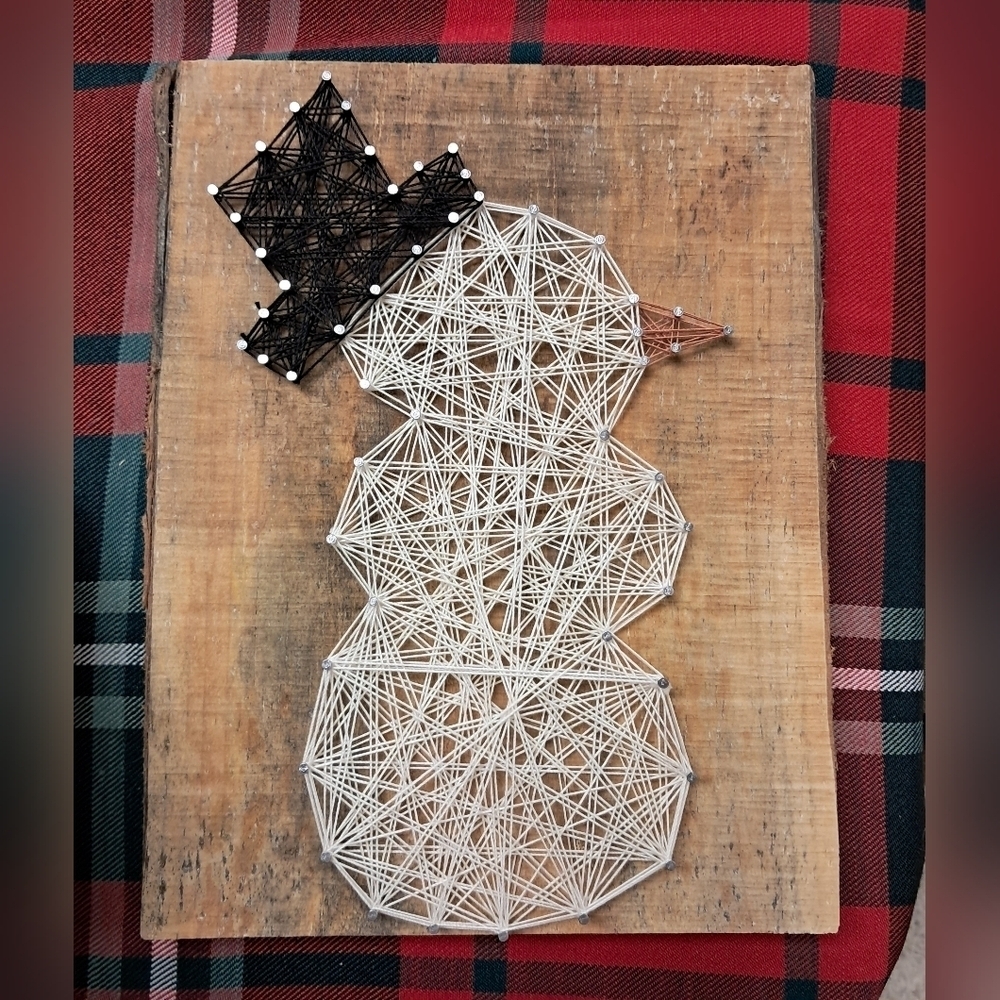 Snowman String Art - Picture 1 of 2